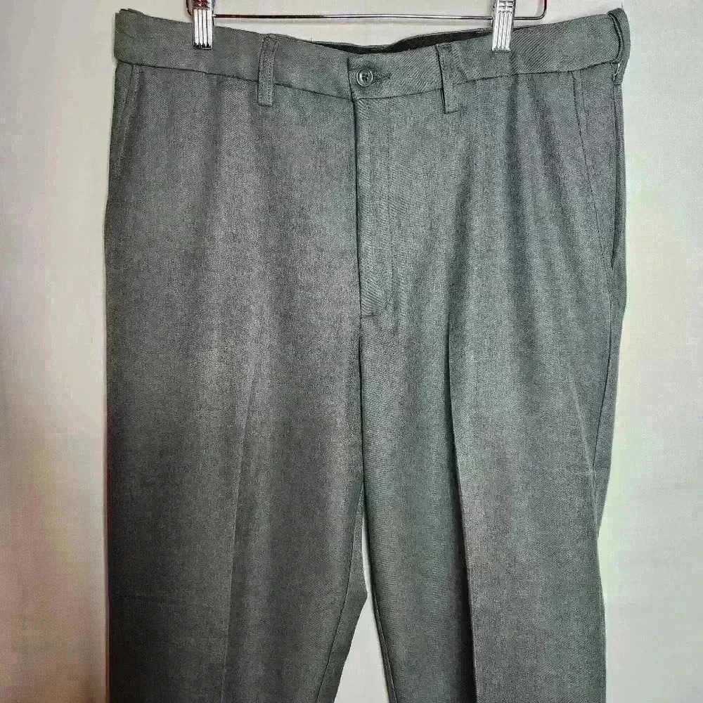 Haggar Men's Slim-Straight Premium Dress Pants, Gray, Size 34X32 - Picture 3 of 7